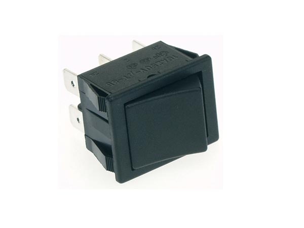 INTERRUPTEUR DE PUISSANCE A BASCULE 10A-250V DPDT ON-ON - CAPUCHON NOIR