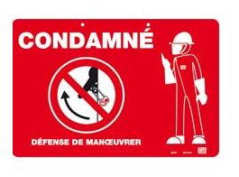 Pancarte pour condamnation douvrages électriques. ''Défense de manuvrer''. Matière : Plastique. Dimensions : 300x200mm. 2 trou